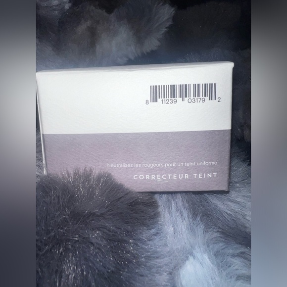 Indie Lee, Color Balancer⭐️ - Picture 7 of 7